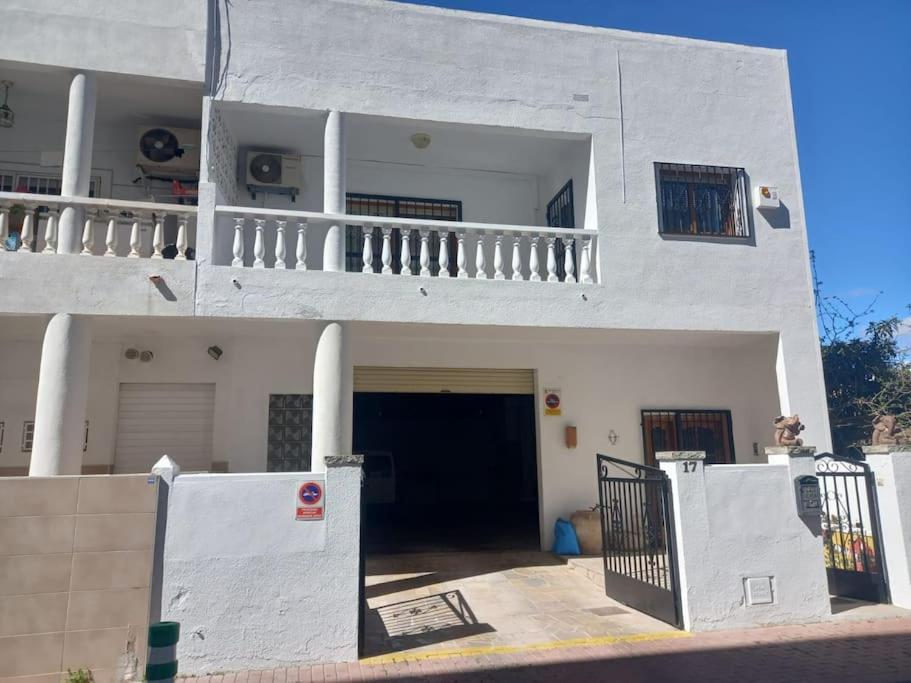 Dom wakacyjny Casa Con Piscina Privada