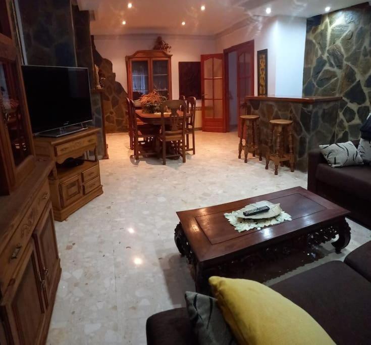 Dom wakacyjny Casa Con Piscina Privada Vinarós